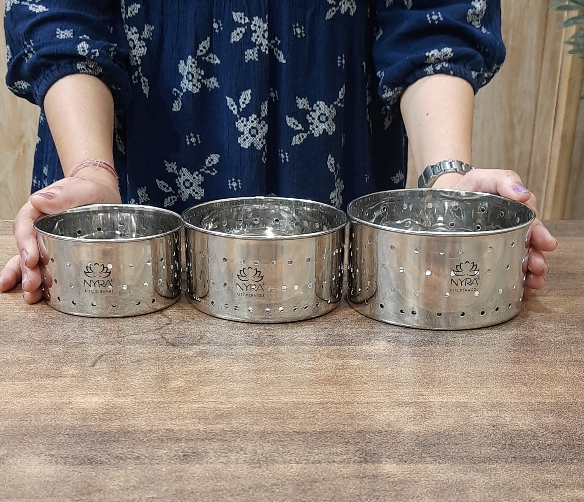 Stainless Steel Round Paneer Mould/Press 