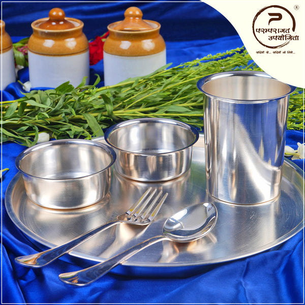 Paramparagat Upyogita Rajsi 13' Dinner Set