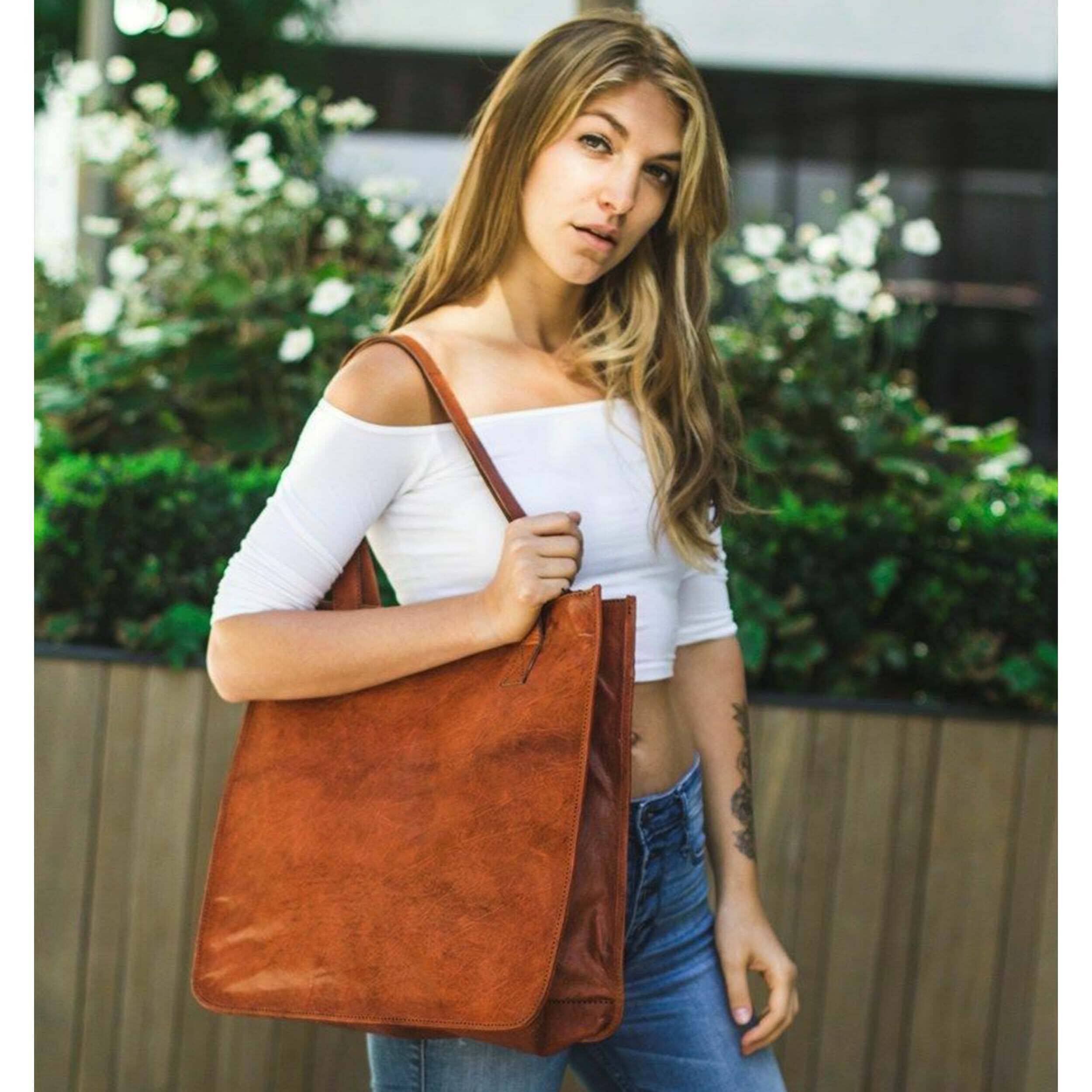 Best Leather Handbags for Women from Classy Leather Bags Bags