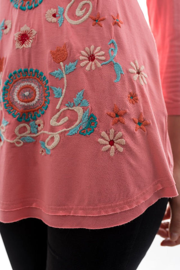 Bluză Roz-Frez Cu Broderie Mărime S-M