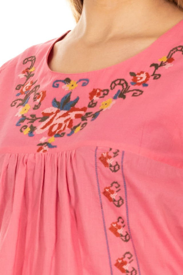 Bluză roz cu broderie, Mărime S