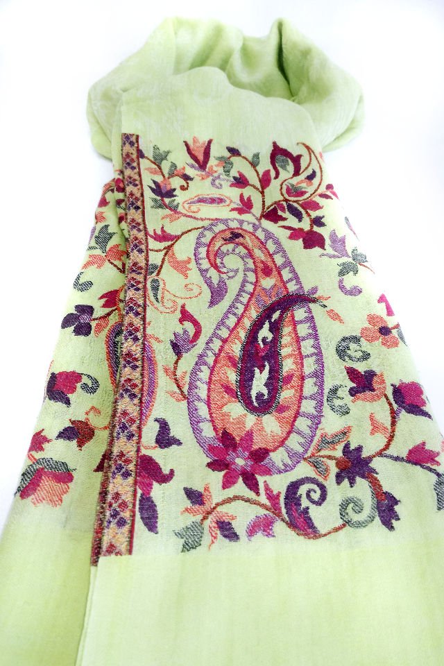 Esarfa-Sal Cara, din Lana Pashmina Verde-Fistic Cu Broderie Fina