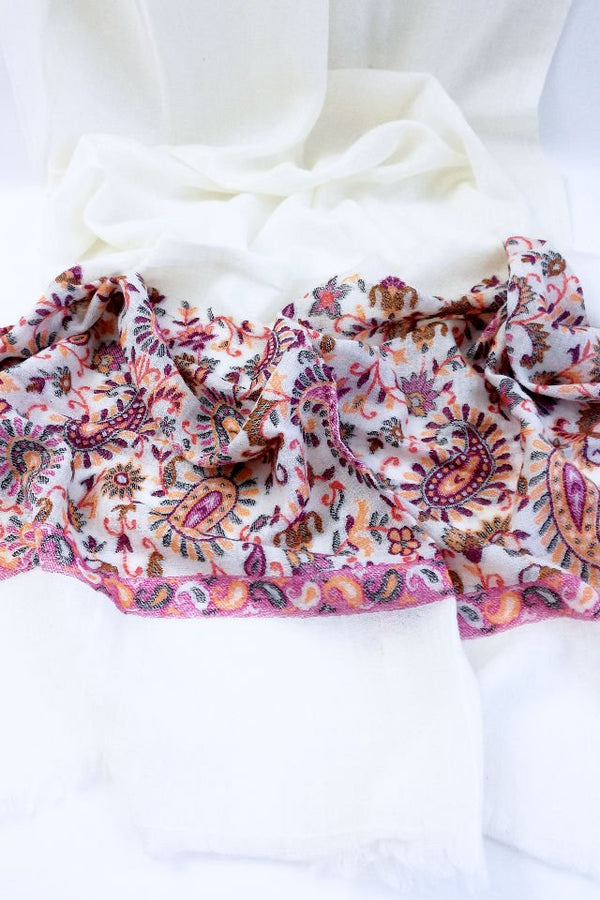 Esarfa-Sal Cara din Lana Pashmina Alb cu Broderie Fina