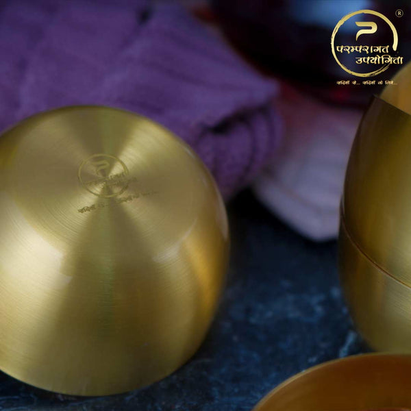 Paramparagat Upyogita Swarna Devyani Brass Bowl/Katori Set