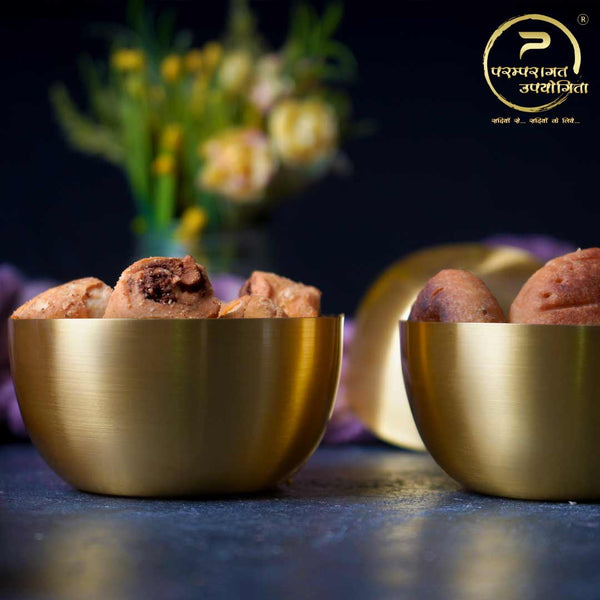 Paramparagat Upyogita Swarna Devyani Brass Bowl/Katori Set