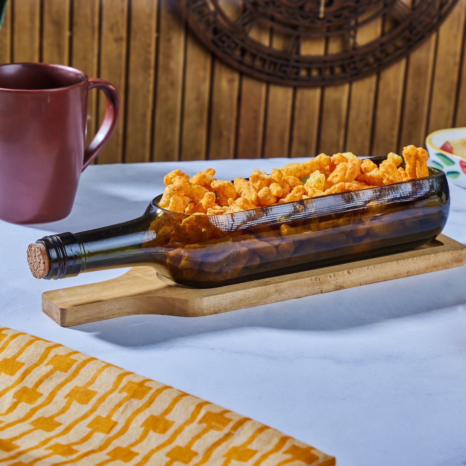 Brown Wine Platter with Wooden Tray