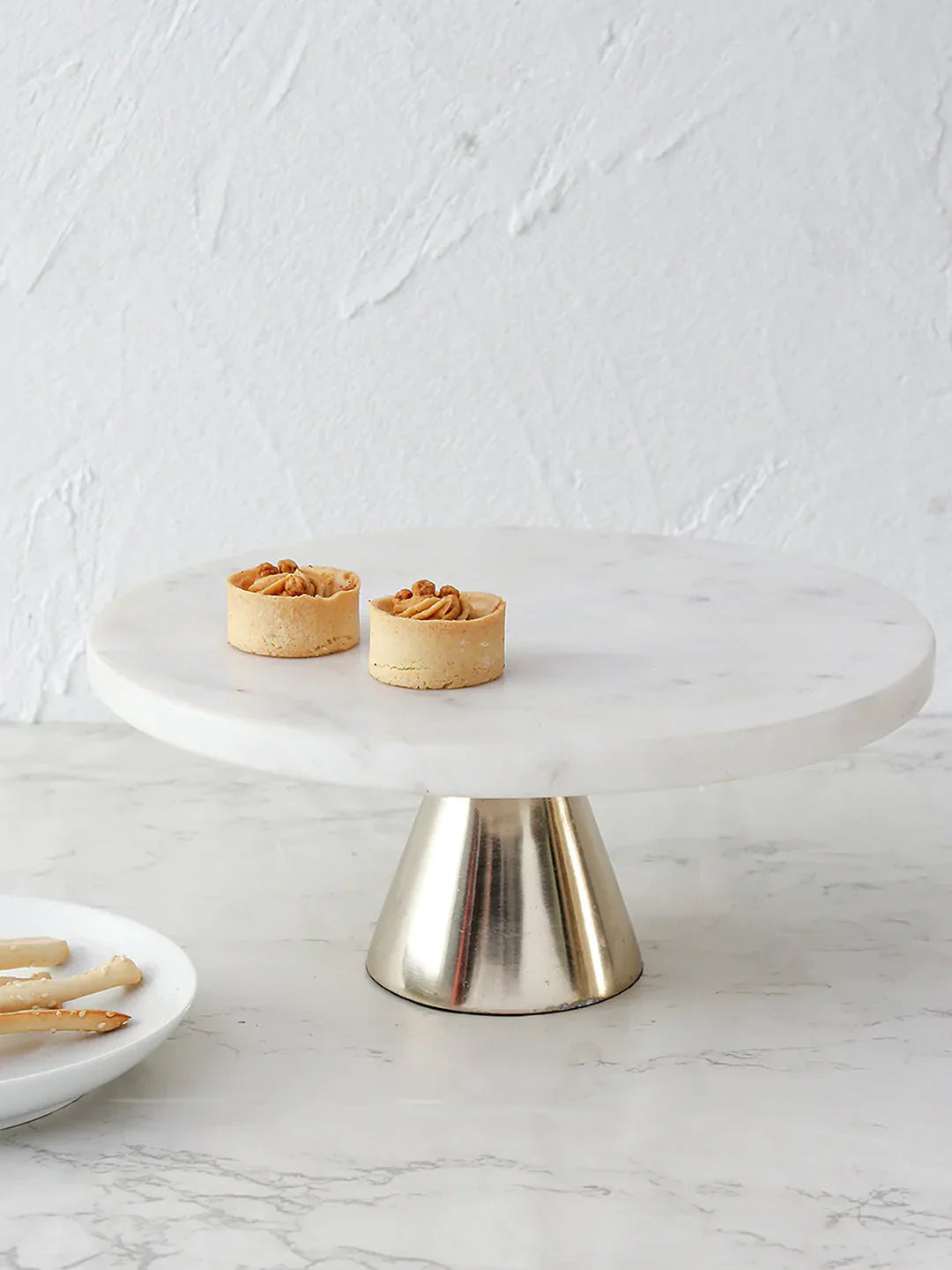 Arabian Sea Cake Stand