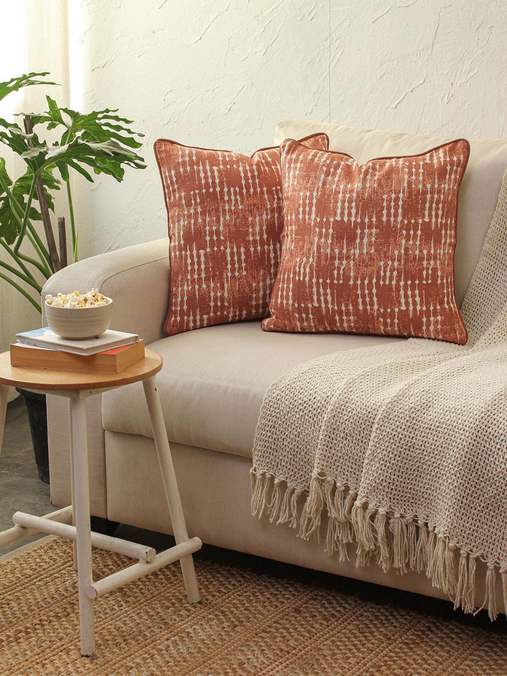 Cushion Cover - Malaguni (Pink)