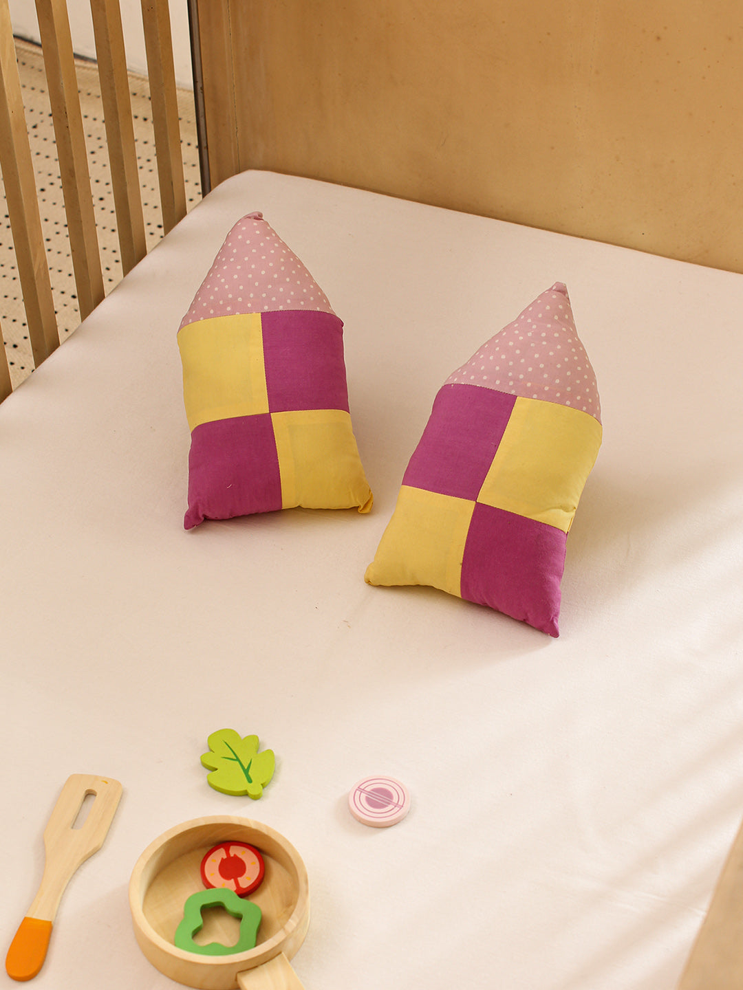 Sweat Home Cushion Cover (Pink)