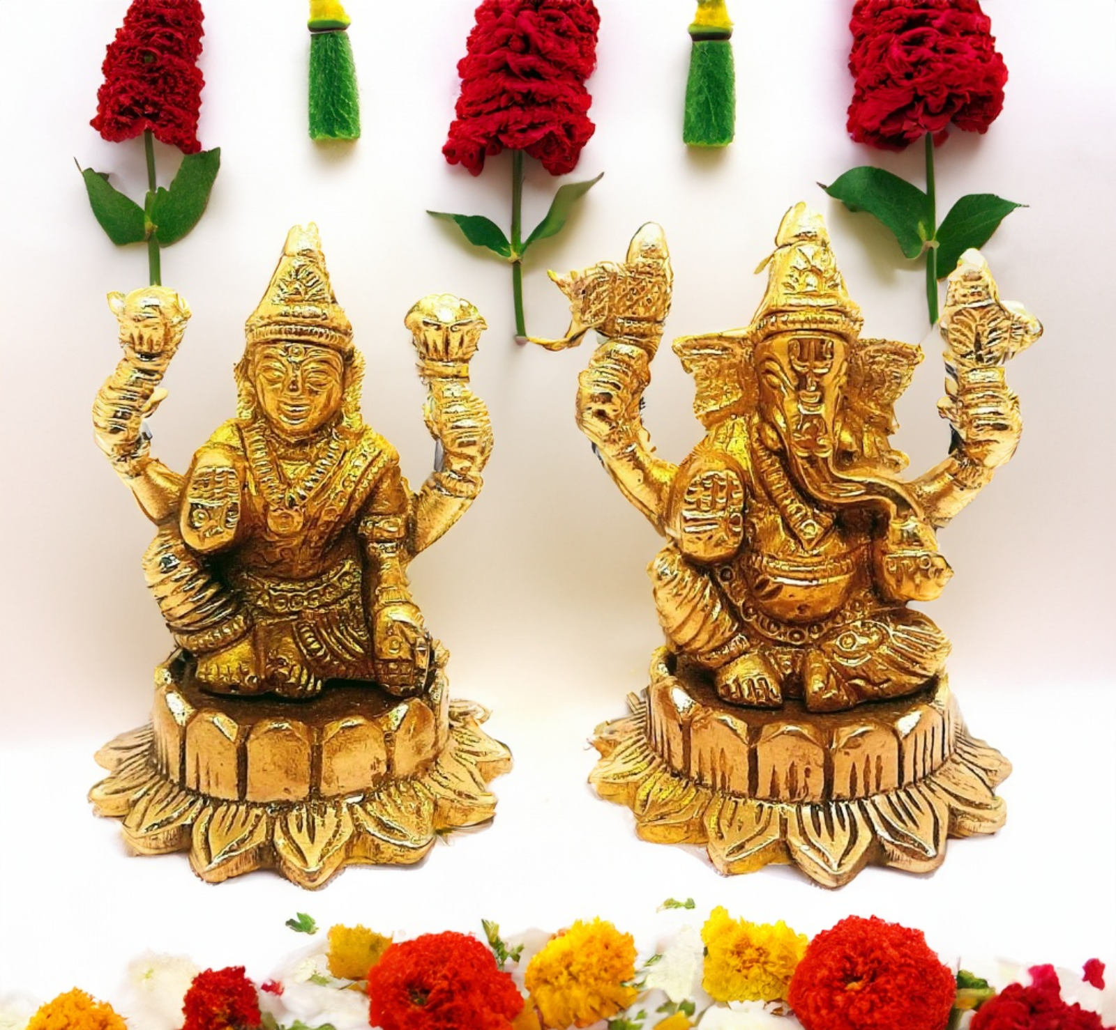 Sitting Lakshmi Ganesh Murti Peetal Statue