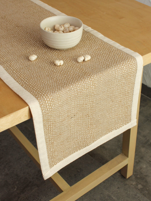 Saddle Candle Stand & Runner Gift Box (Coffee Brown)