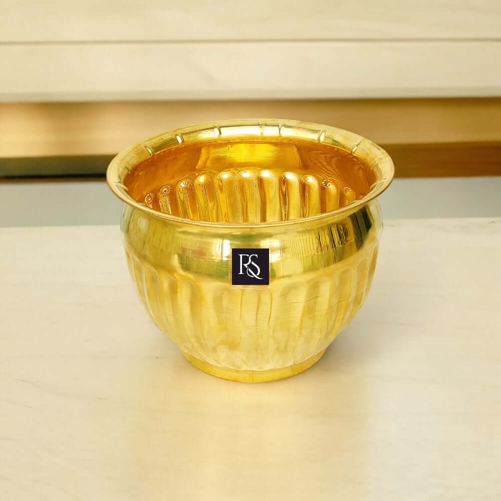 MOSADZNÝ DEKORAČNÝ OKRUHLÝ KVETINÁČ - 15 CM
