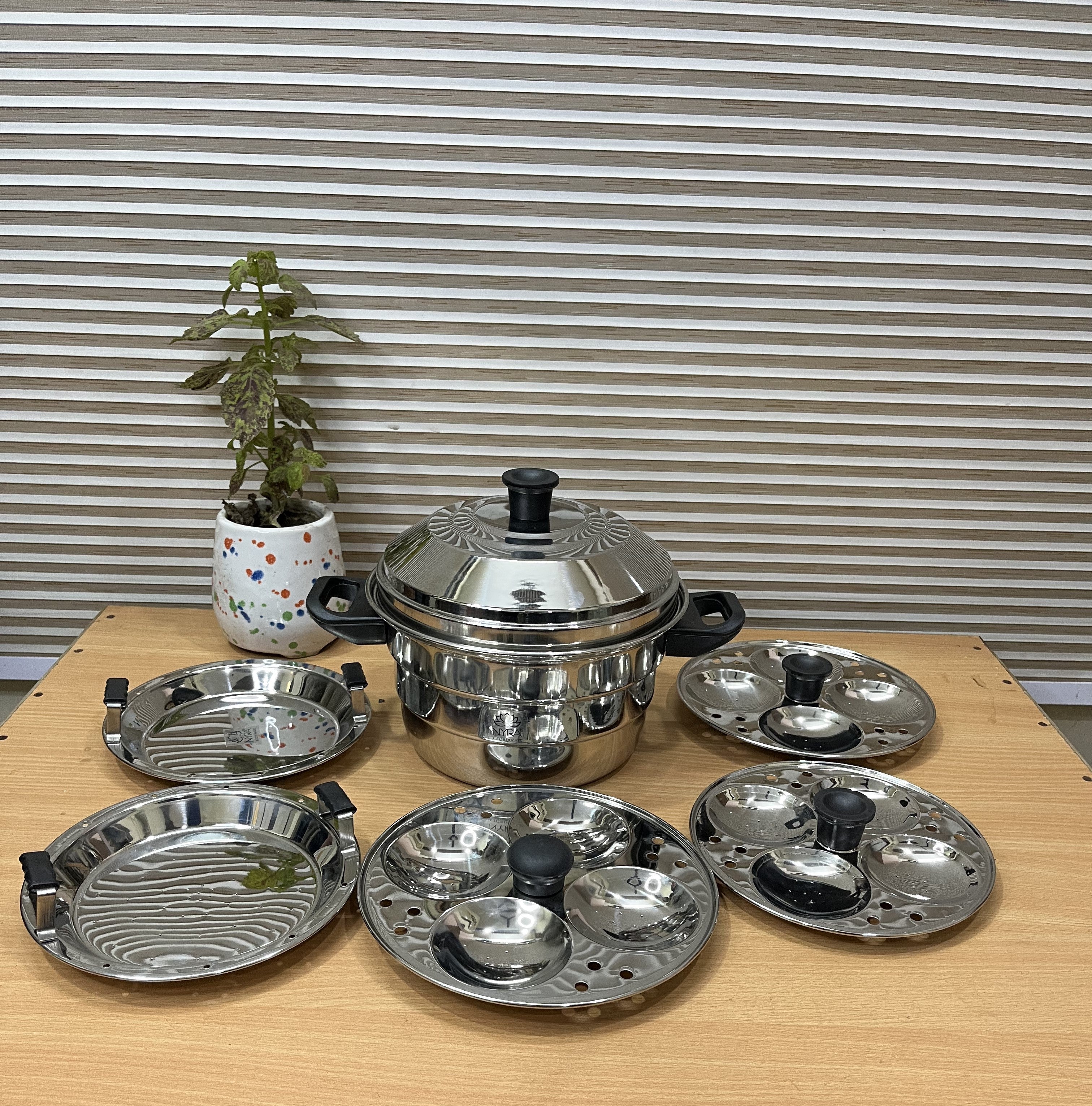  Stainless Steel Multi-Idli Cooker Pot with Stackable Idli Plates