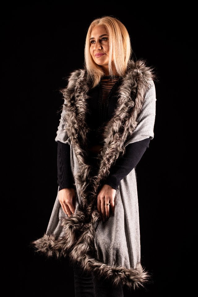 Sal gri uni cu blanita gri India