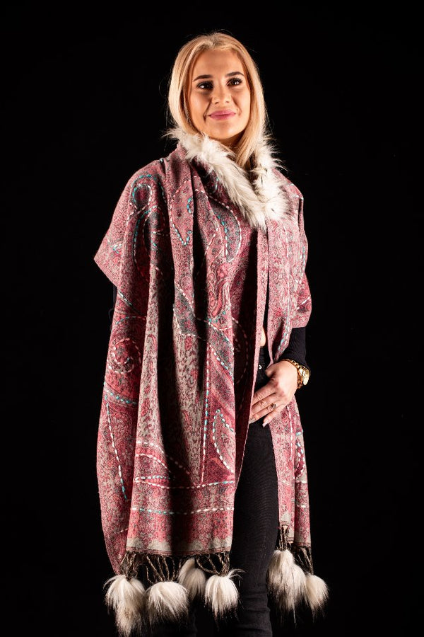 Sal roz-bej cu broderie hand made si blanita alba India