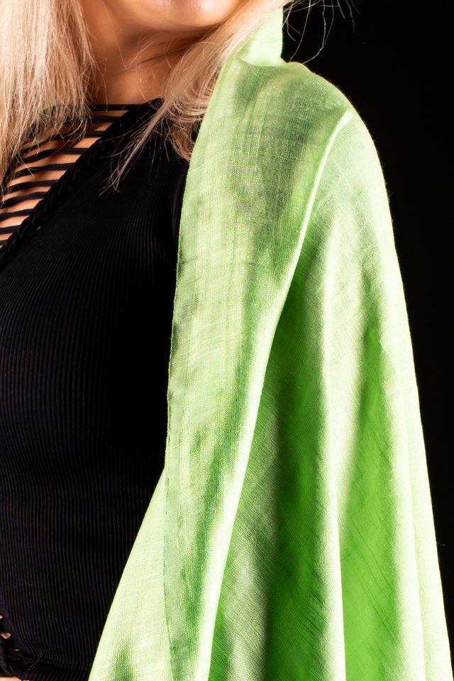 Esarfa matase si bumbac verde fistic