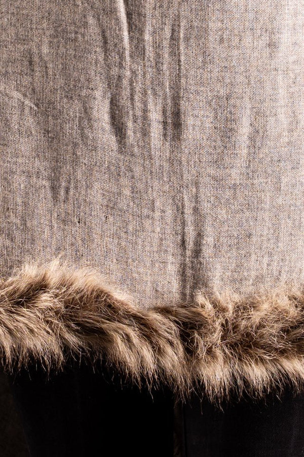 Sal bej uni cu blanita cafenie India