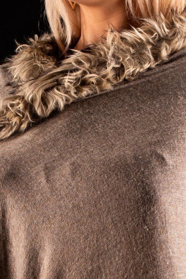 Sal cafeniu uni cu blanita cafenie India