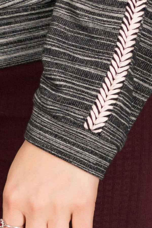 Bluza Gri Cu Broderie Marime M-L