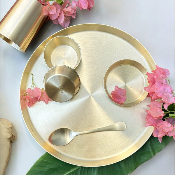 Paramparagat Upyogita Swarna Kalki Brass Thali Set (Plain) 13'