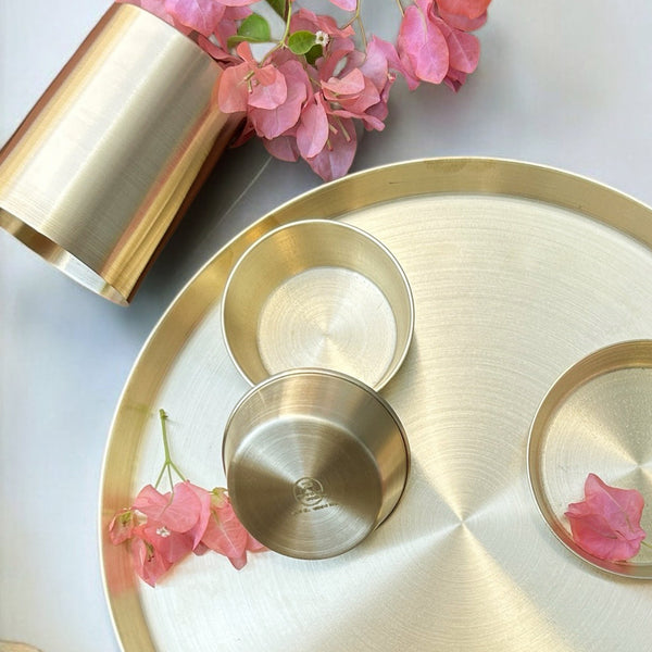 Paramparagat Upyogita Swarna Kalki Brass Thali Set (Plain) 13'