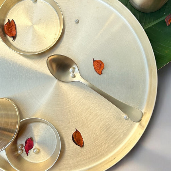 Paramparagat Upyogita Swarna Kalki Brass Thali Set (Plain) 11'