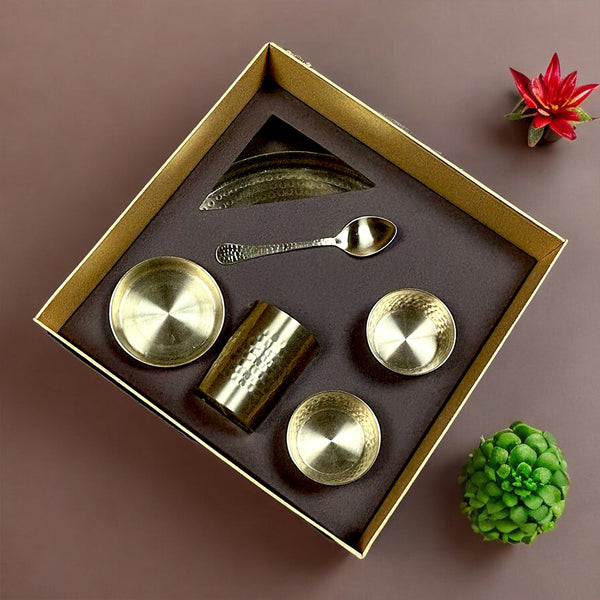 Paramparagat Upyogita Swarna Kalki Brass Thali Set (Hammered) 13'
