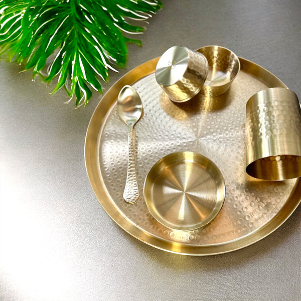 Paramparagat Upyogita Swarna Kalki Brass Thali Set (Hammered) 11'