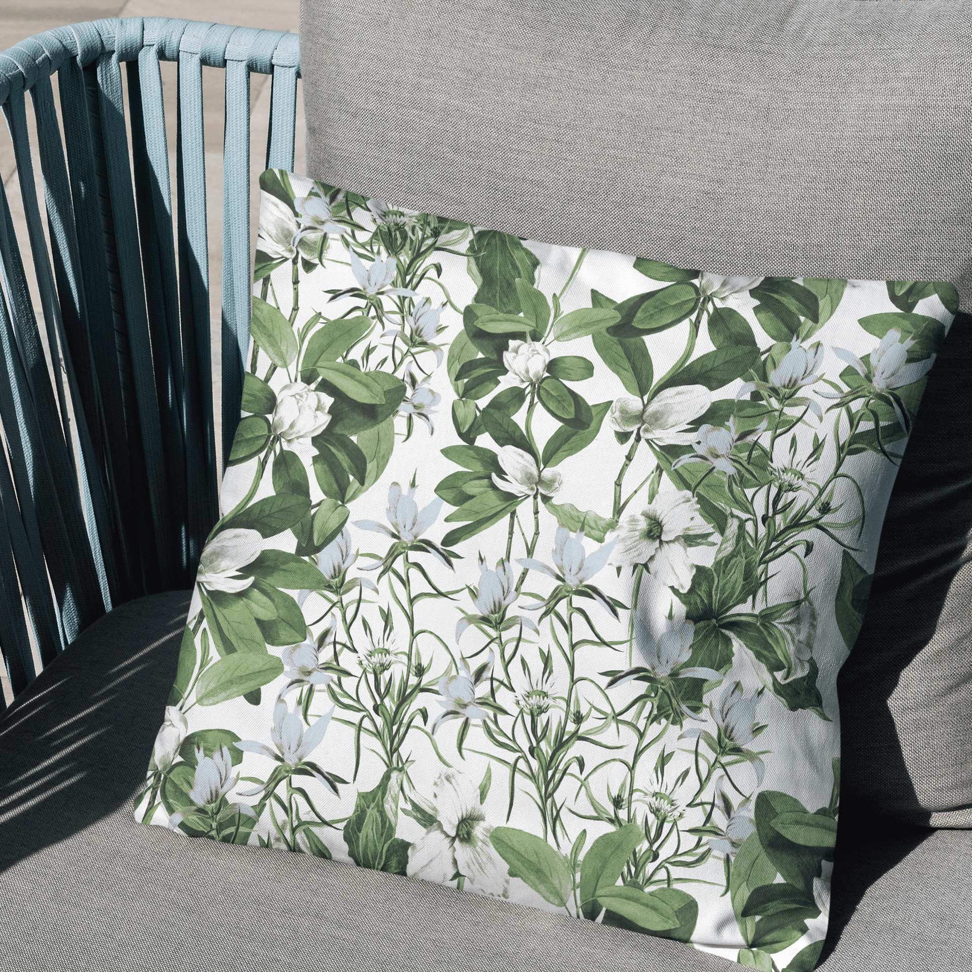 Blossom Embrace Velvet Cushion Cover