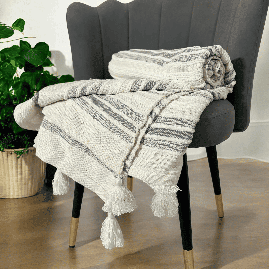 Blue Waves Tufted Sofa Throw