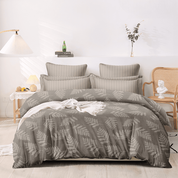 Elegant Fern Print Bedsheet
