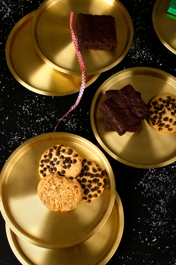 Paramparagat Upyogita Swarna Maharani 7' Brass Dessert Plates