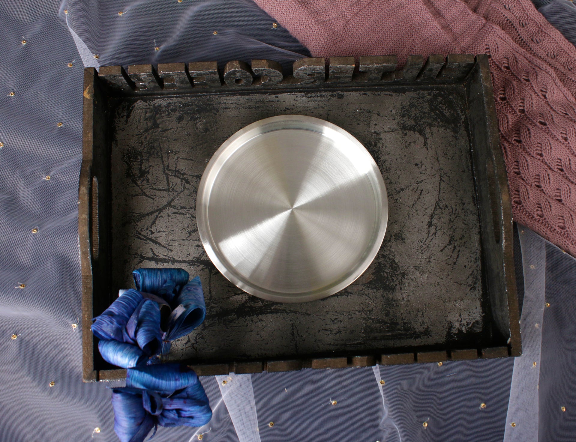 Paramparagat Upyogita Devam Maharani Brass 9' Snacks Plates with Tin Coating (kalai)