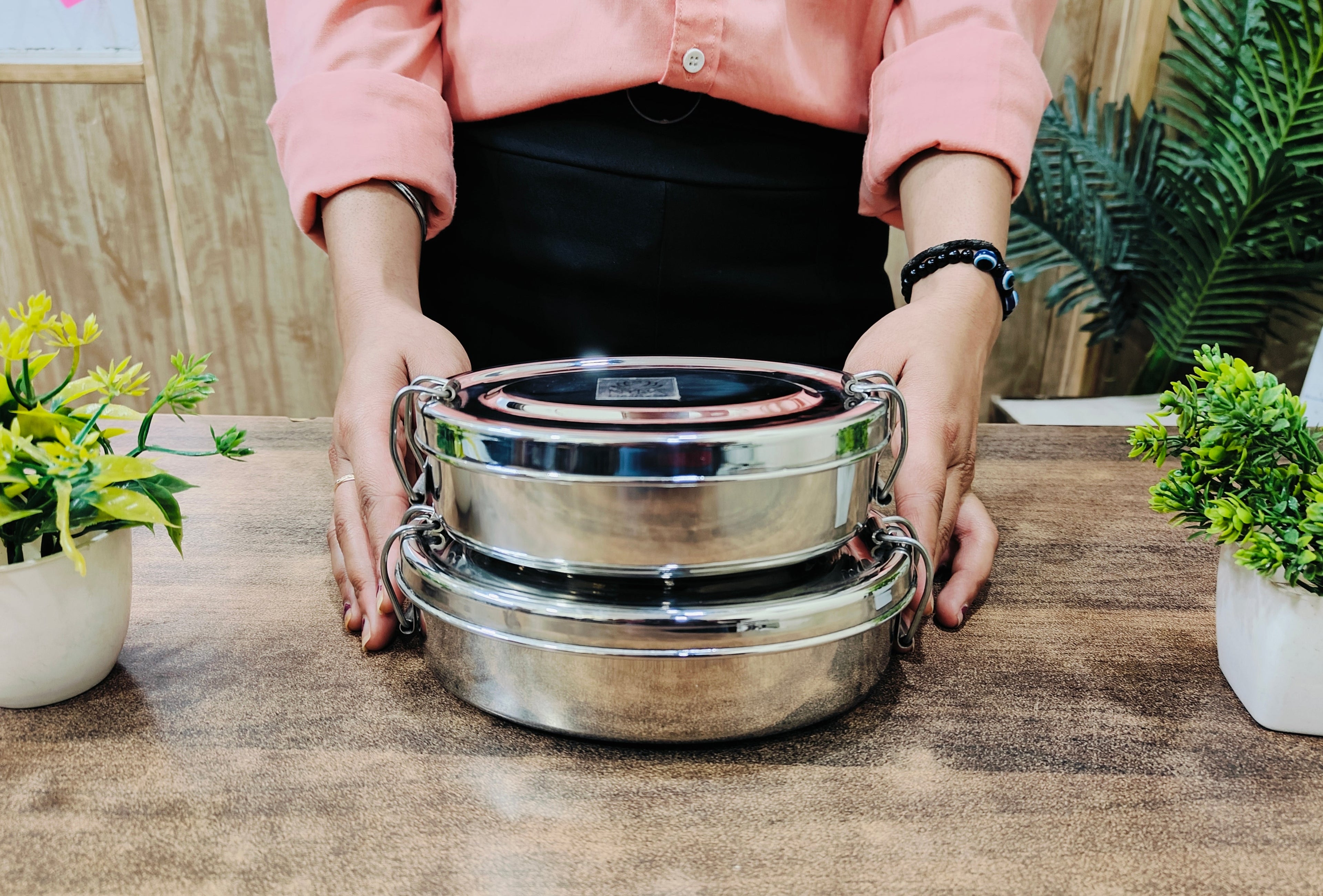showing Stainless Steel Food Pack Lunch Box