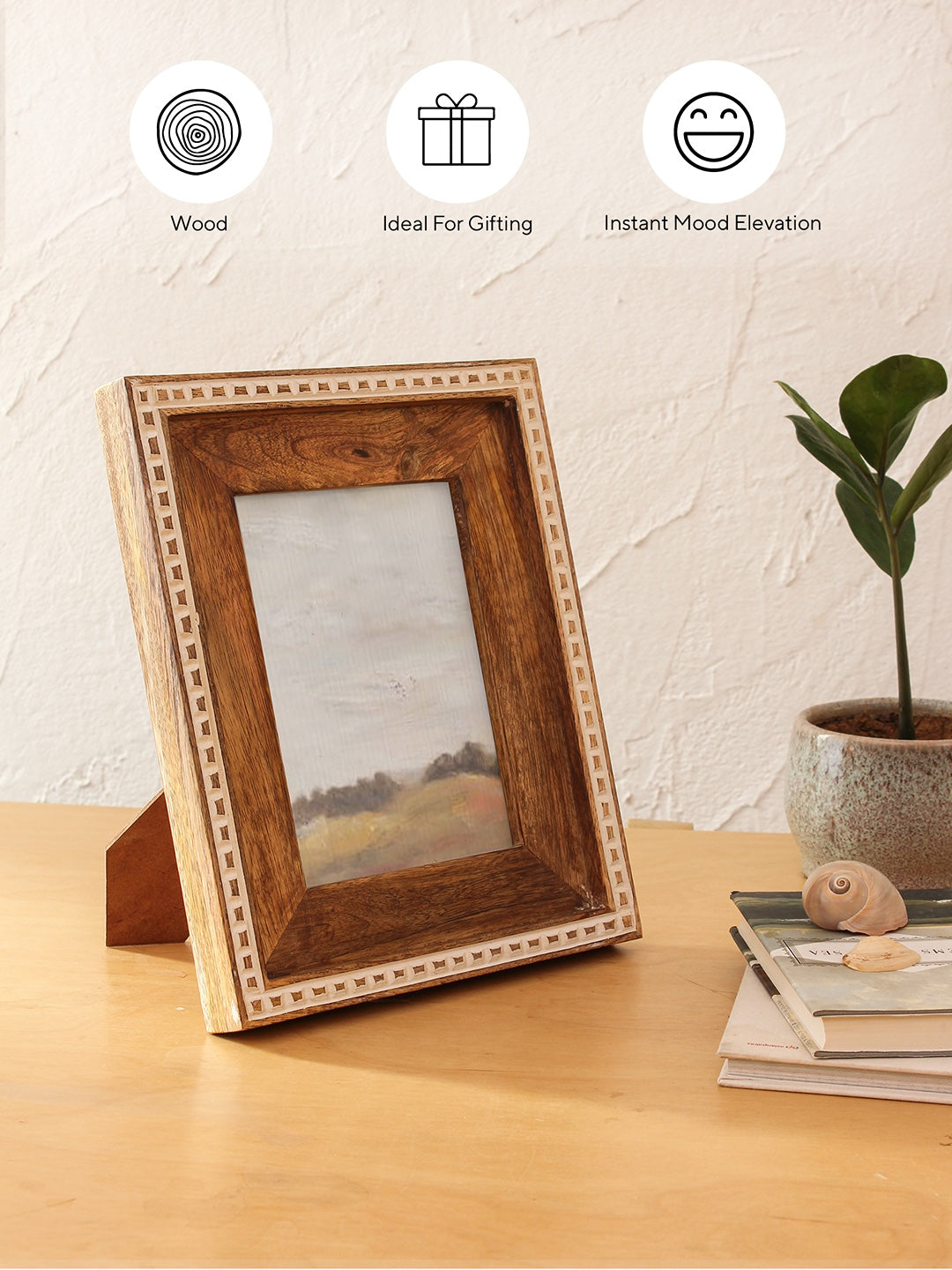 Wooden Photo frame - Chembra