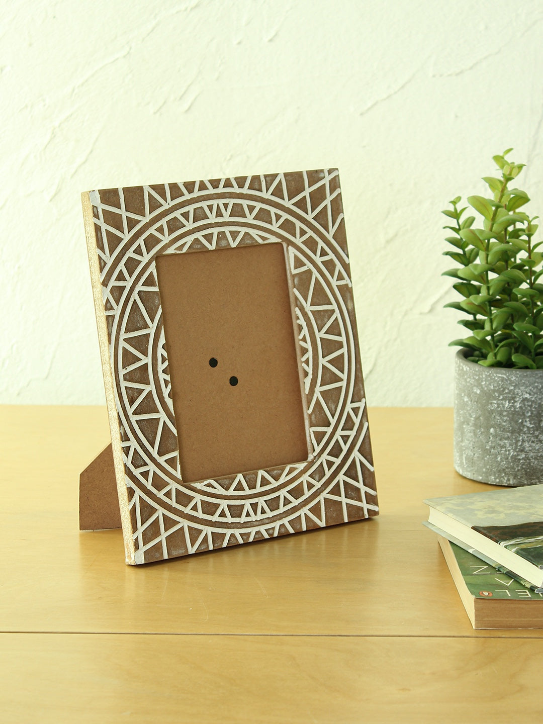 Tura Photo Frame (White)