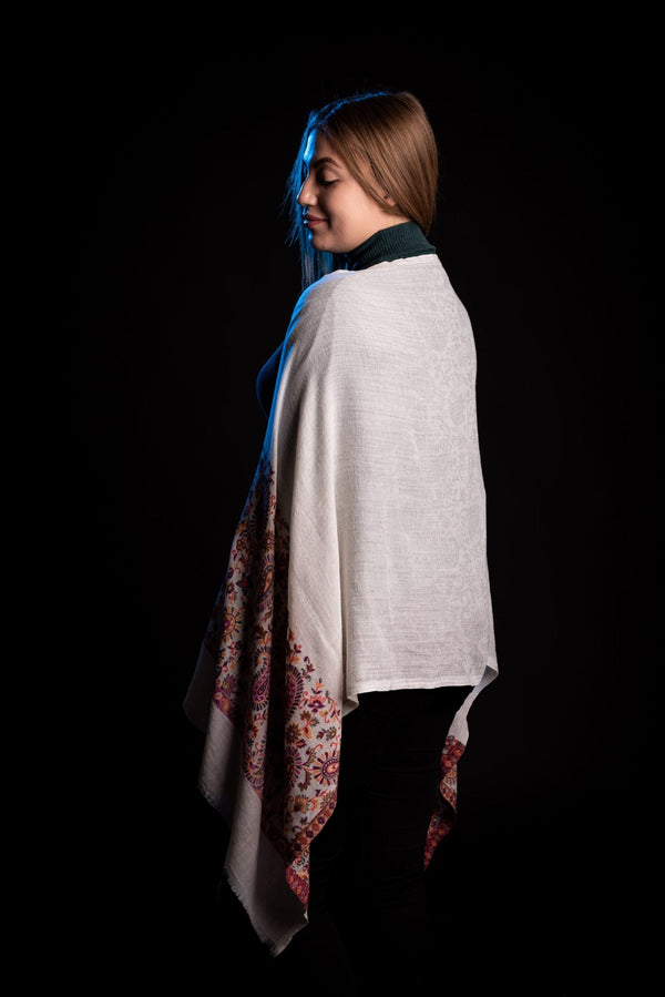Esarfa-Sal Cara din Lana Pashmina Alb cu Broderie Fina