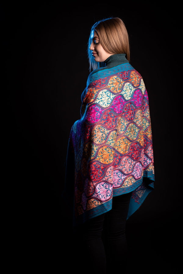 Sal turcoaz de lana reversibil cu broderie hand made India