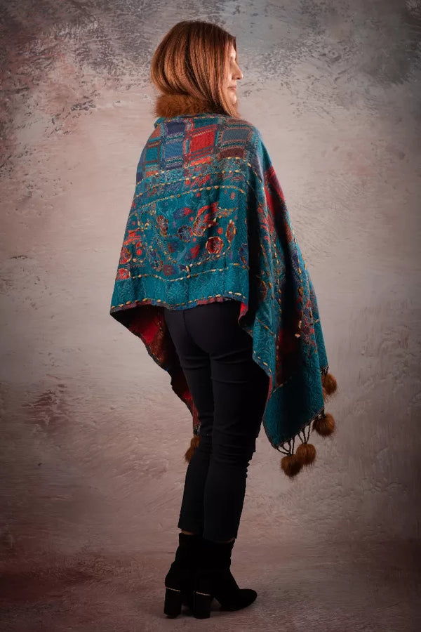 Sal albastru cu broderie hand made si blanita artificiala India