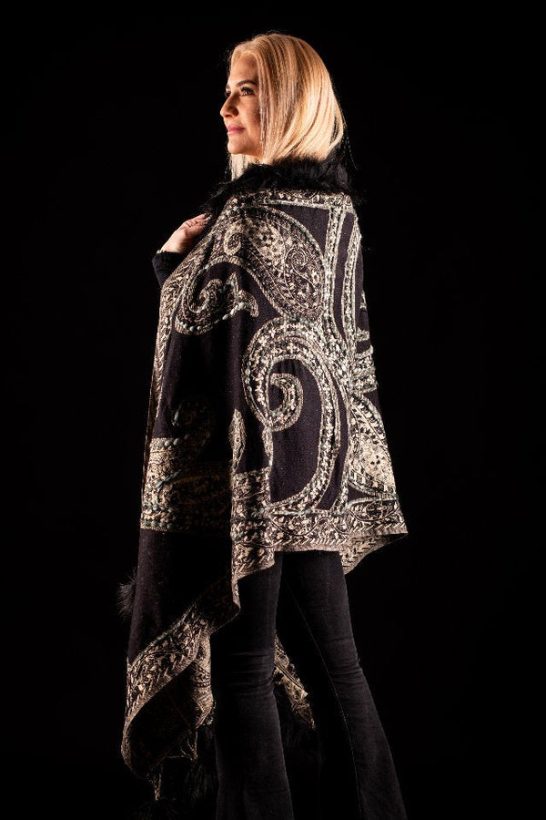 Sal negru-bej cu broderie hand made si blanita artificiala India