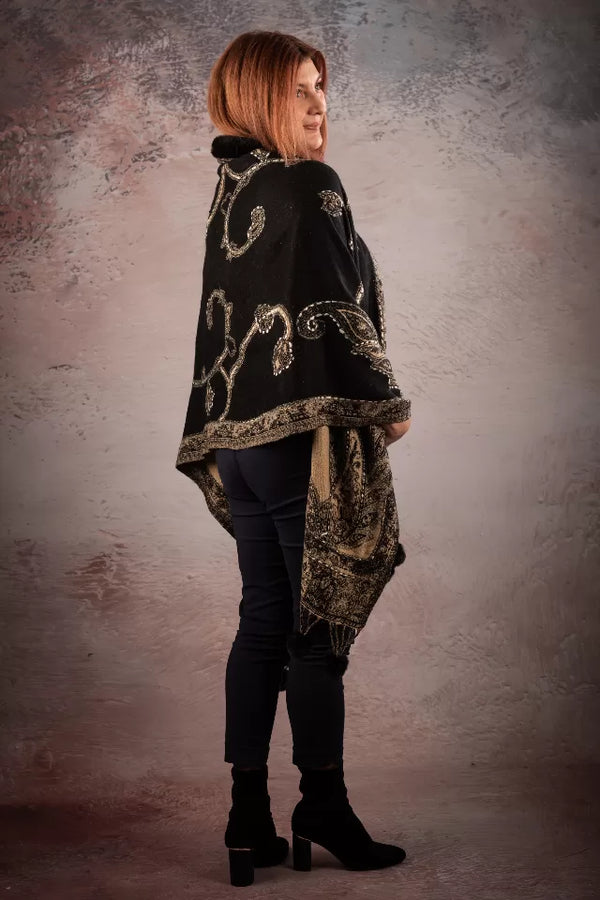 Sal negru-bej cu broderie hand made si blanita artificiala India