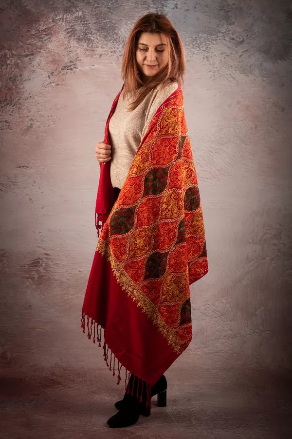 Sal rosu-teracota din lana reversibil cu broderie hand made India