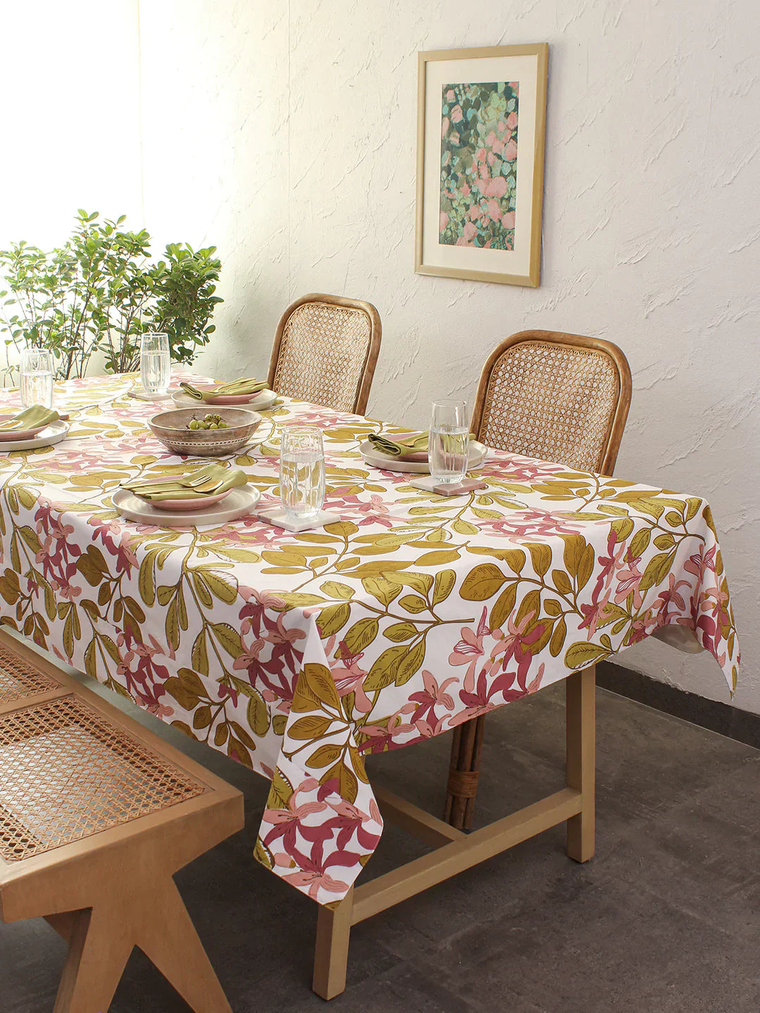 Moringa Pink Table Cover