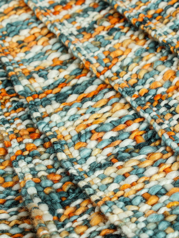 Varnika Throw (Multi)