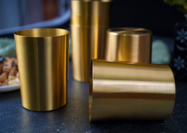 Paramparagat Upyogita Swarna Devyani Brass Glass Set