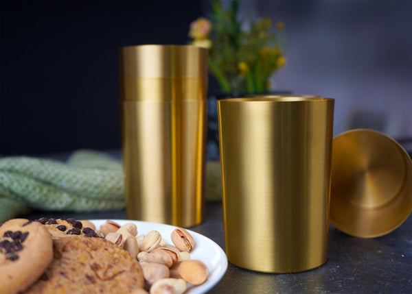 Paramparagat Upyogita Swarna Devyani Brass Glass Set