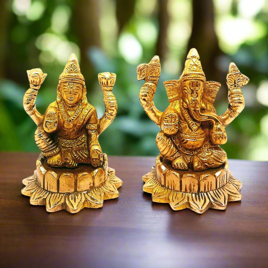 Sitting Lakshmi Ganesh Murti Peetal Statue