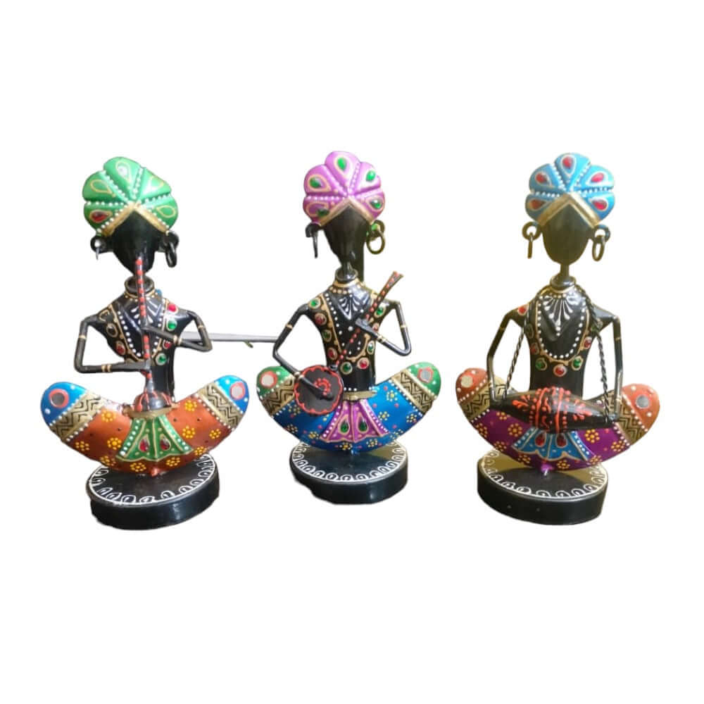 Set de 3 bărbați Rajasthani metal/fier Safa cu cercei (multicolor) (4,5x3x8 inci)