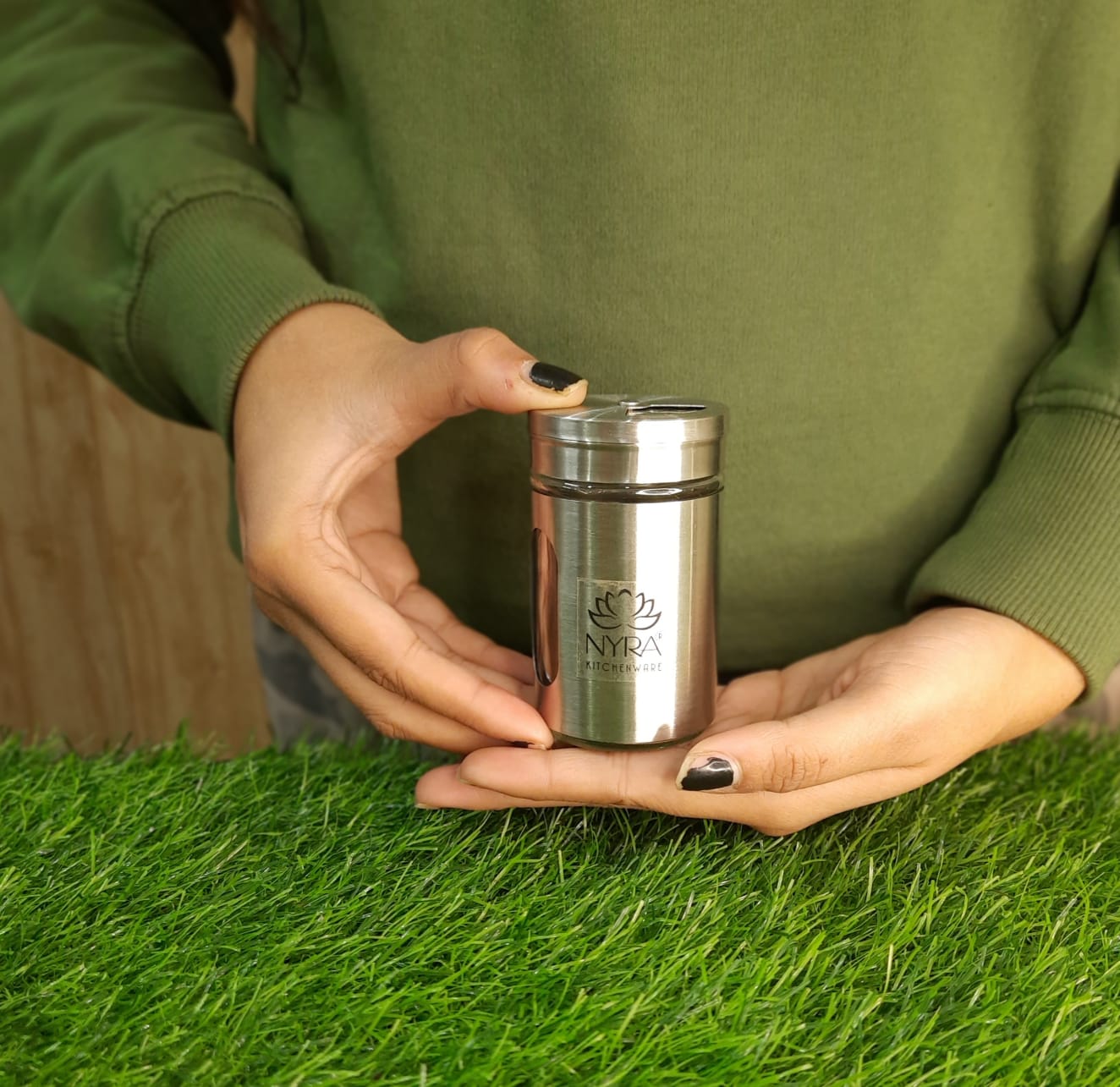 Stainless Steel and Glass Salt & Pepper Sprinkler