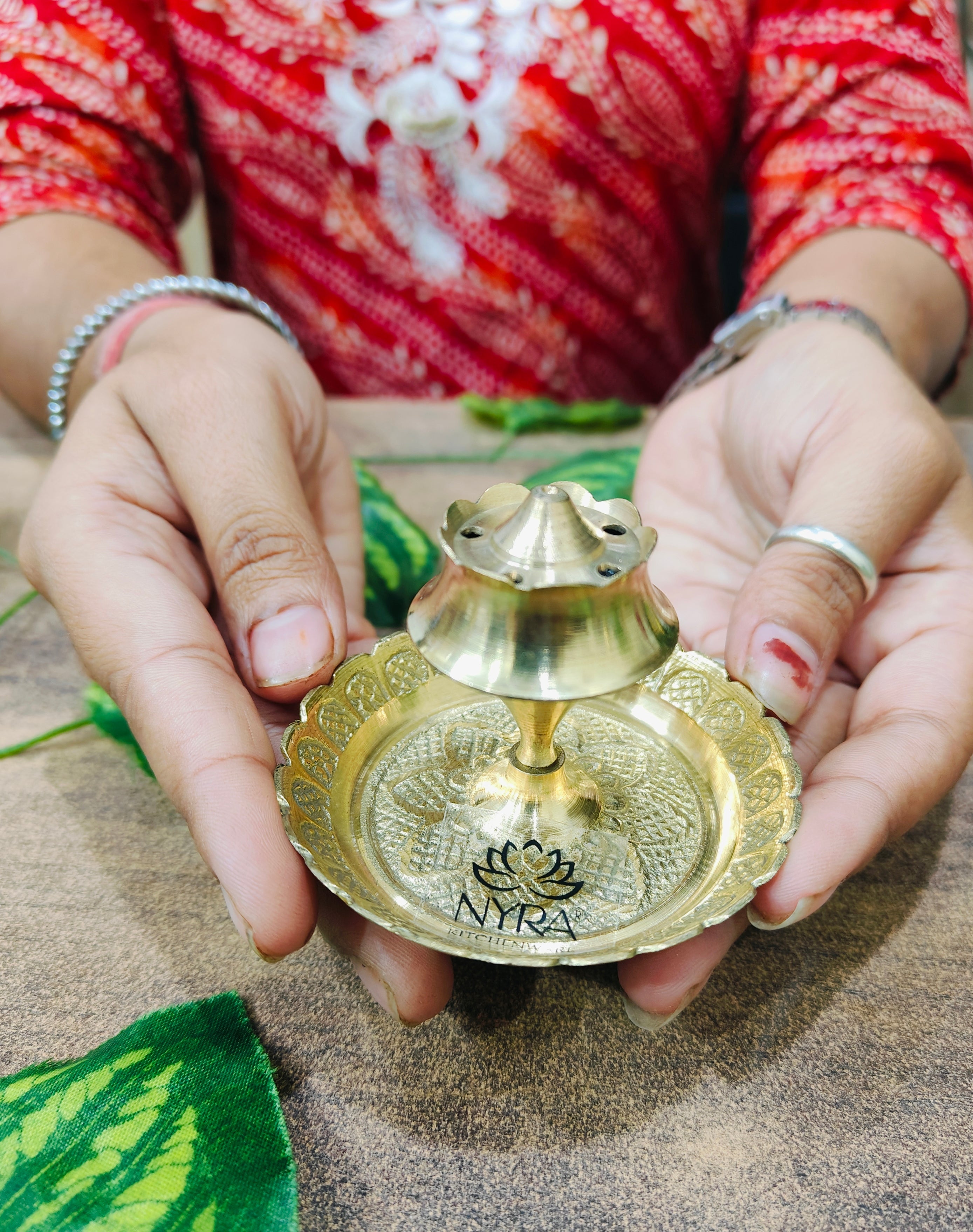 showing incense stand